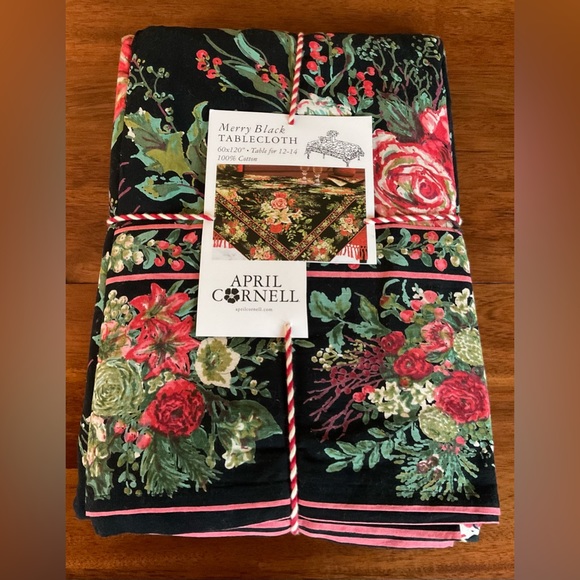 April Cornell Other - April Cornell 60” x 120” Tablecloth